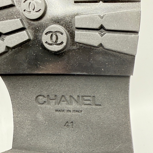 NEW Chanel 23A Quilted Black Calfskin Leather Platform Lug Sole Loafers EU 41 - Picture 9 of 12